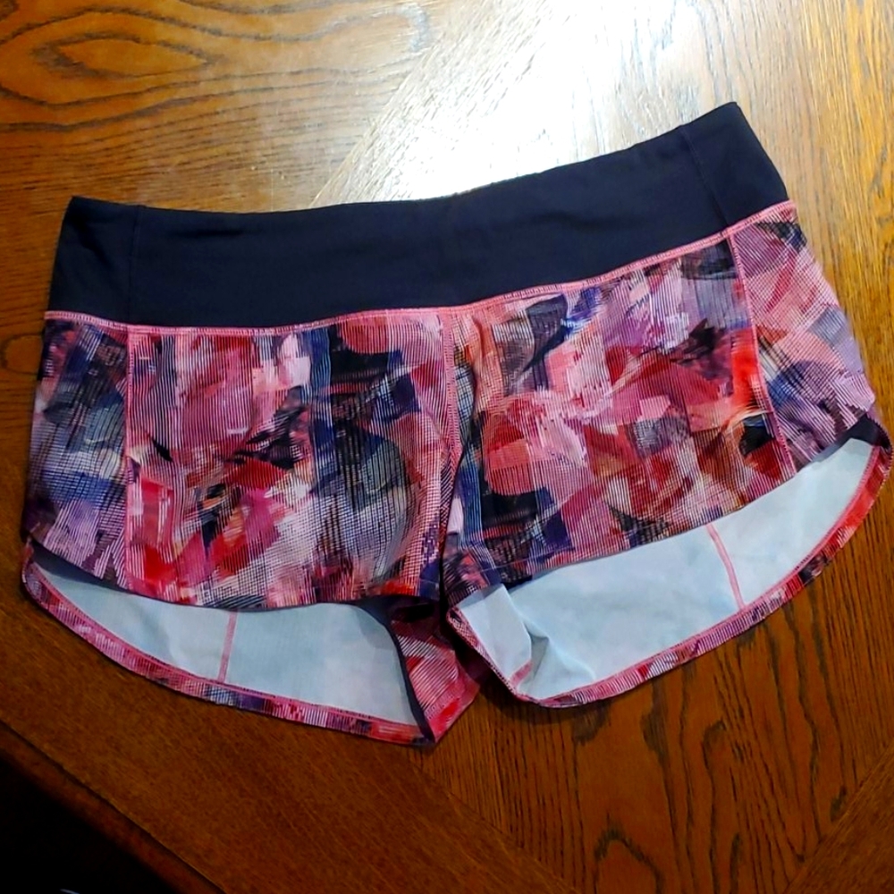 Lululemon speed up shorts 2.5 in